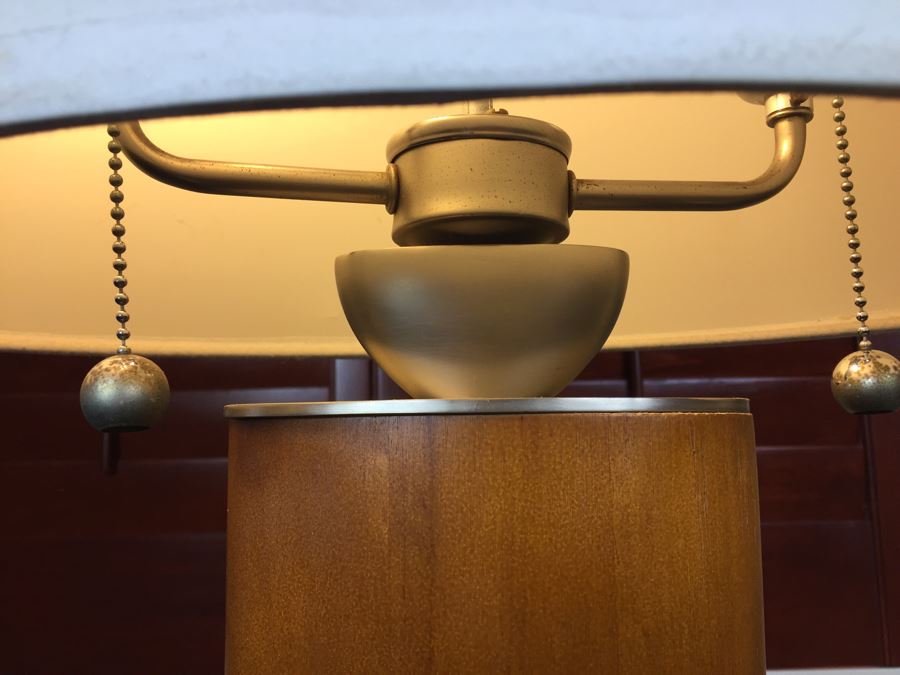 Modernist Wood And Metal Table Lamp [Photo 6]