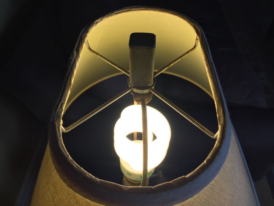 Table Lamp - Note Shade Is Damaged [Photo 6]