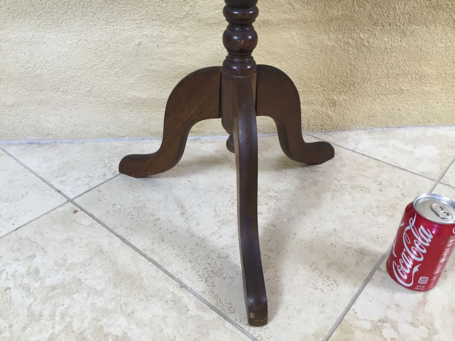 Reproduction Telephone Table [Photo 5]