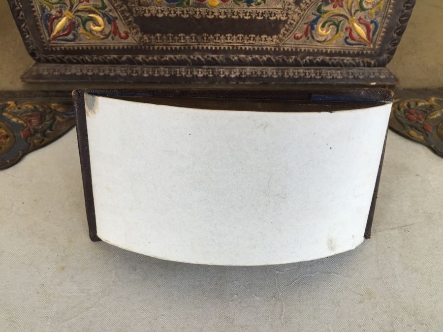 Elegant 3-Piece Tooled Leather Desk Set [Photo 7]