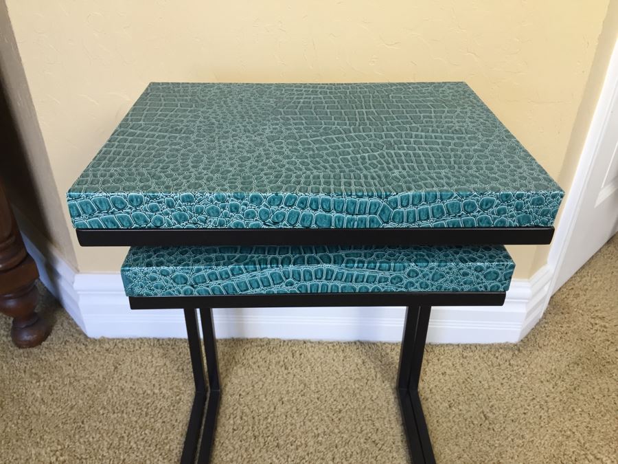 Contemporary Nesting Tables [Photo 3]