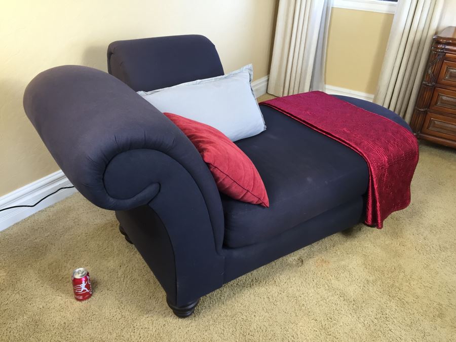 Chaise Sofa Feinting Couch With Throw Pillows And Fabric Cover [Photo 10]