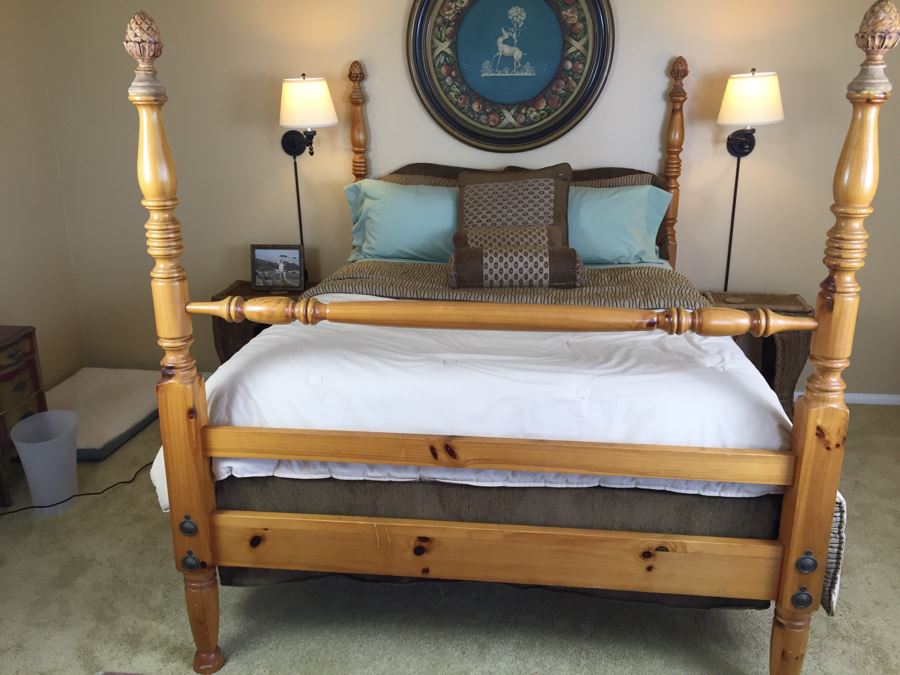 Beautiful Turned Pine Four-Poster Bed With Regency Mattress, Linens And Pillows [Photo 4]