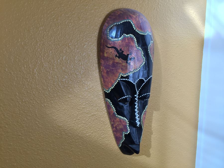 Pair Of Carved Wood Ethnic Decorative Masks Possibly African [Photo 14]