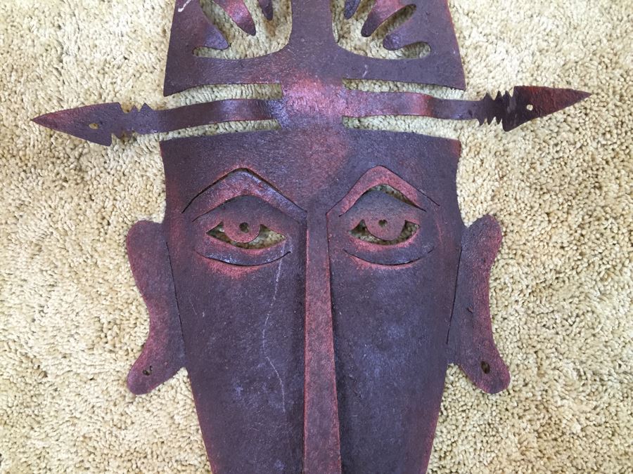 Decorative Metal Ethnic Face Wall Hanging [Photo 2]
