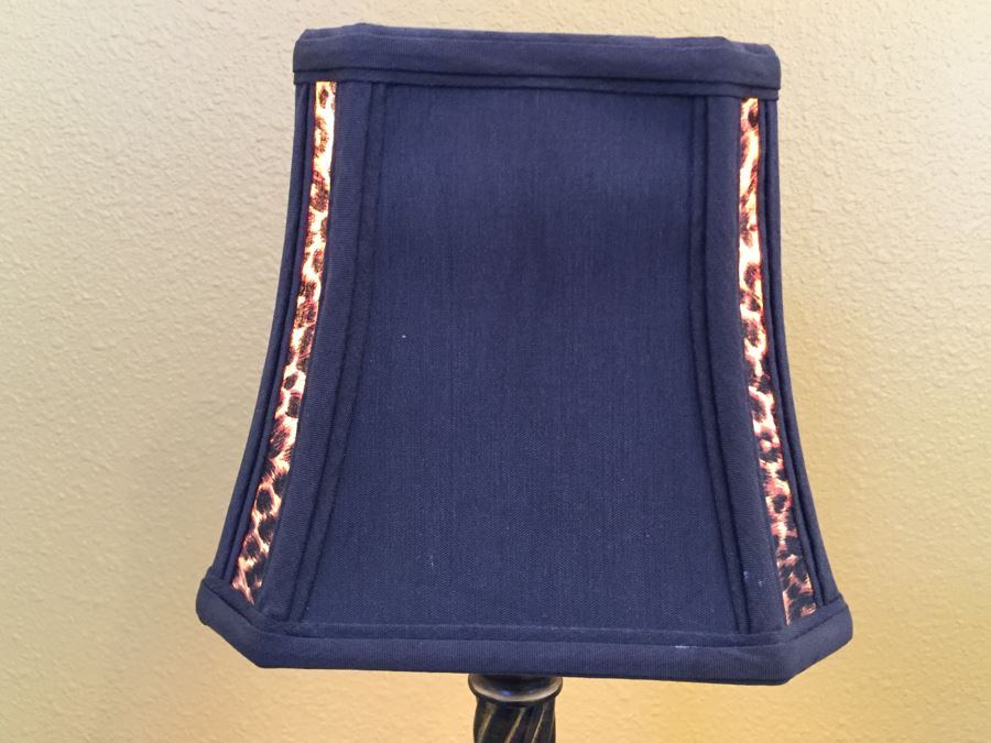 Contemporary Table Lamp [Photo 2]