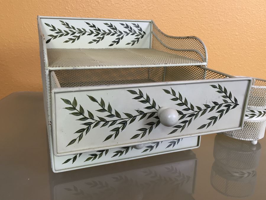 Painted Metal Desk Accessories [Photo 5]