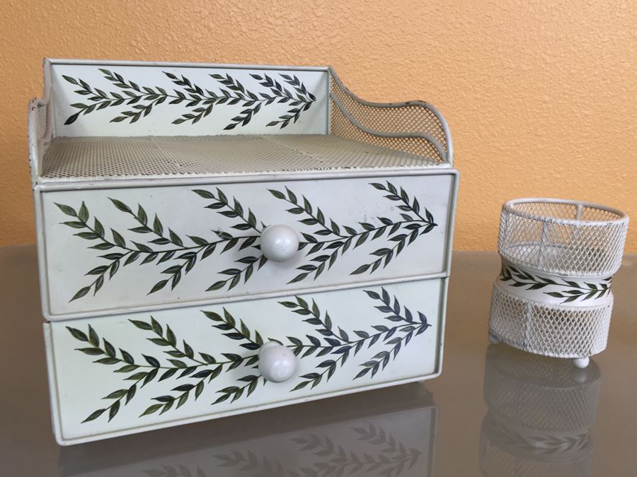 Painted Metal Desk Accessories [Photo 4]