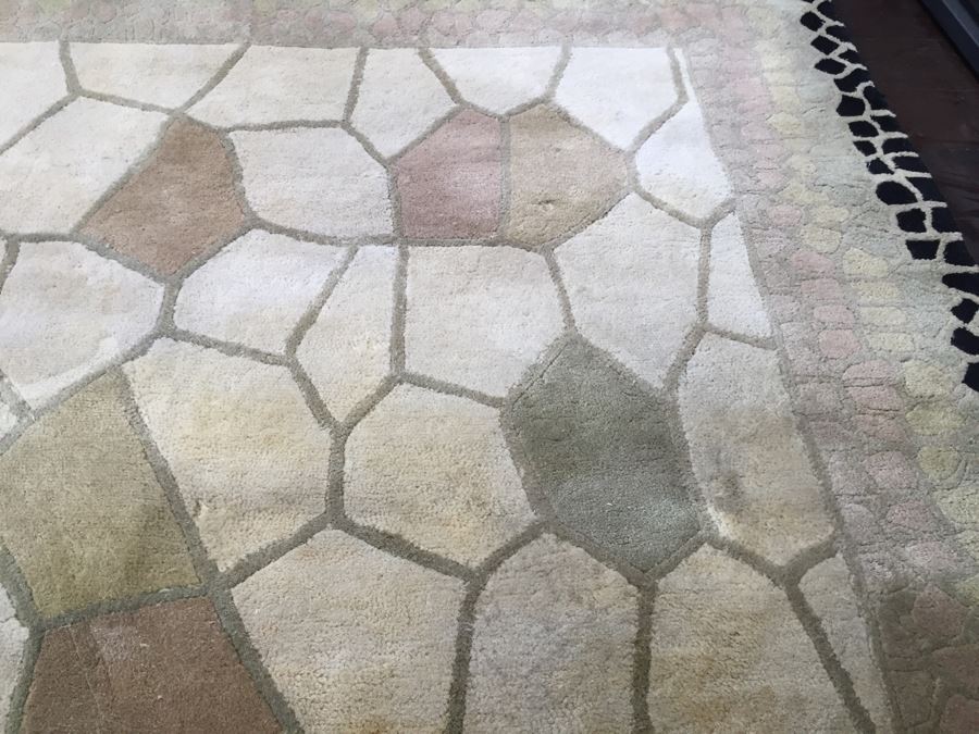 Fuzzy Turtle Safari Collection Wool Rug Made In India 8' x 11' [Photo 8]