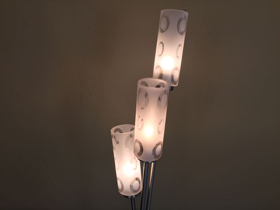 Contemporary Metal And Glass Table Lamp [Photo 4]