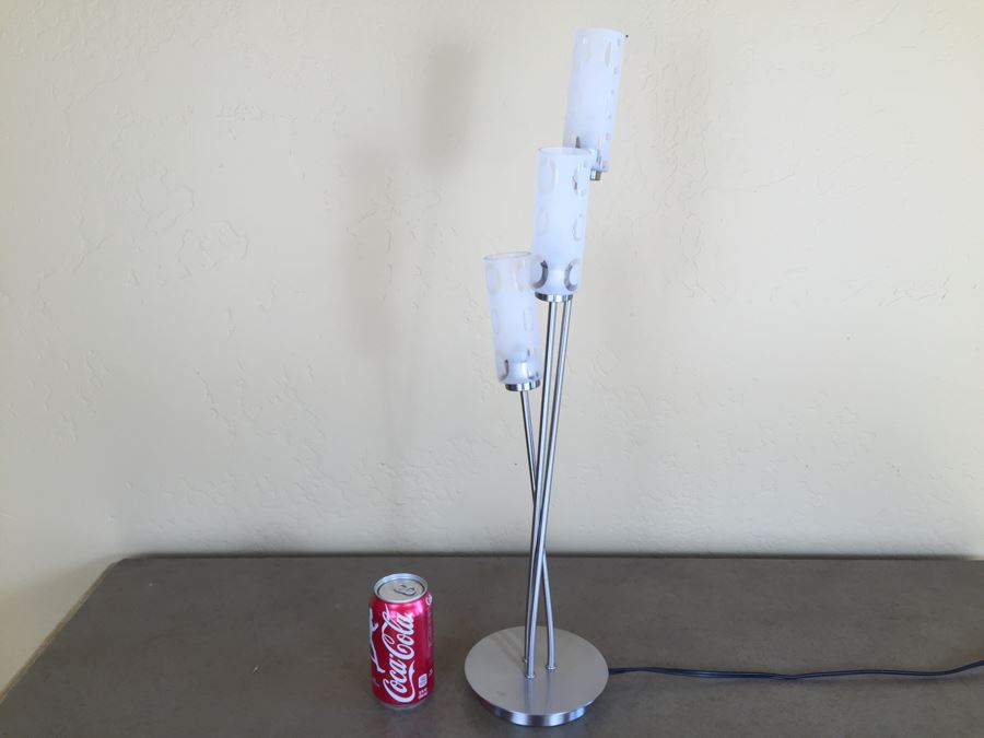 Contemporary Metal And Glass Table Lamp [Photo 6]