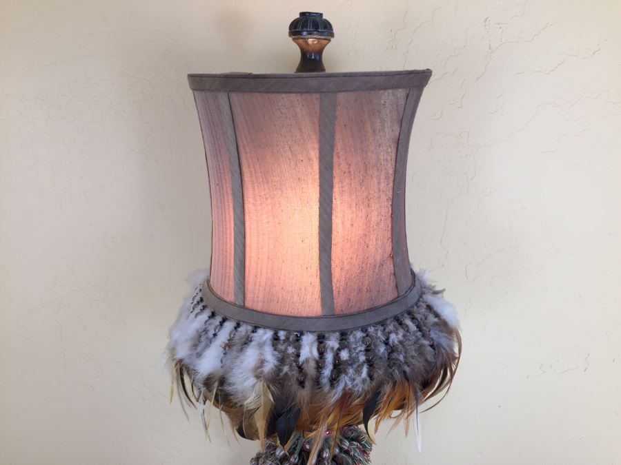 Ethnic Looking Table Lamp With Feathers [Photo 4]