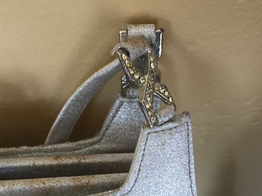 Women's Handbag Lot [Photo 10]