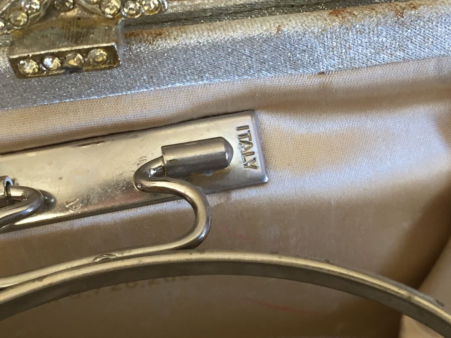 Women's Handbag Lot [Photo 4]