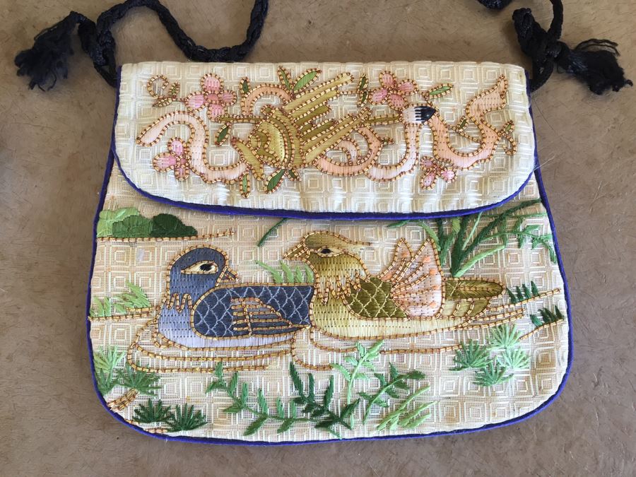 Women's Handbag Lot [Photo 7]