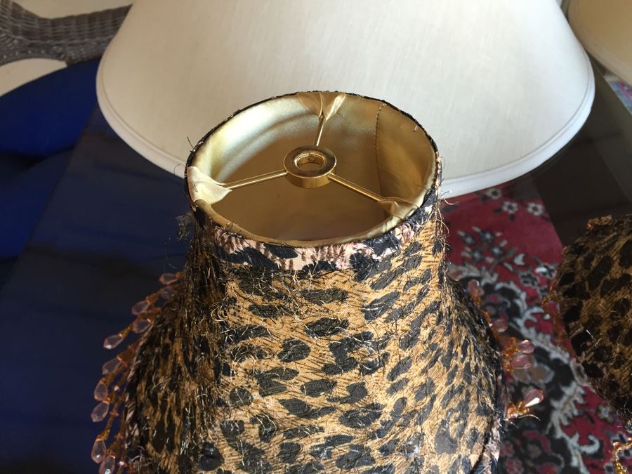 Lampshade Lot With 3 Harps [Photo 4]