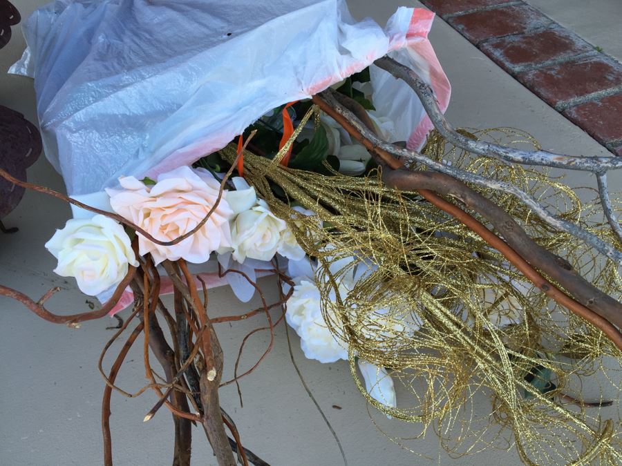 Home Decor Lot [Photo 7]