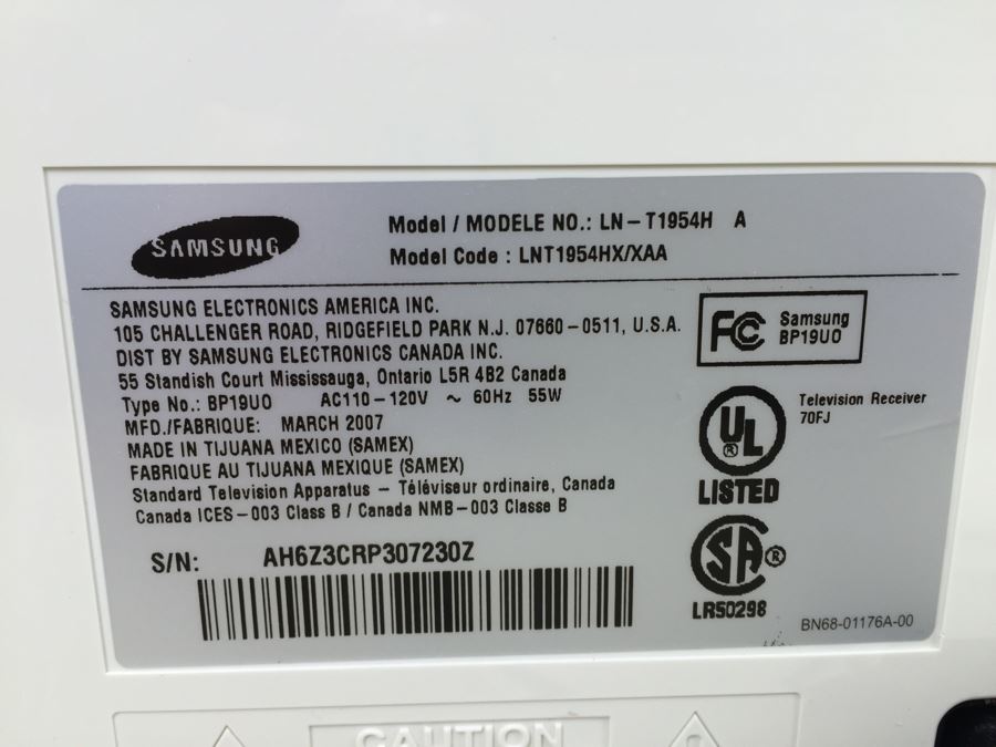 Samsung 19' LCD Monitor HD TV Television Model LN-T1954H [Photo 8]