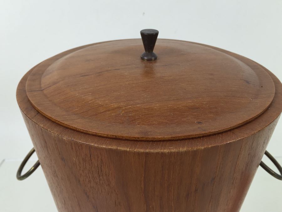 Mid-Century Modern Wooden Ice Bucket Sewex Made In Sweden For Rainbow Wood Products [Photo 5]