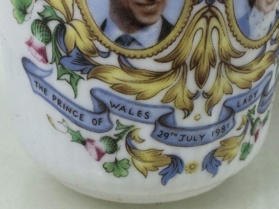 Collection Of English Royalty Commemorative Cups And Mugs [Photo 5]