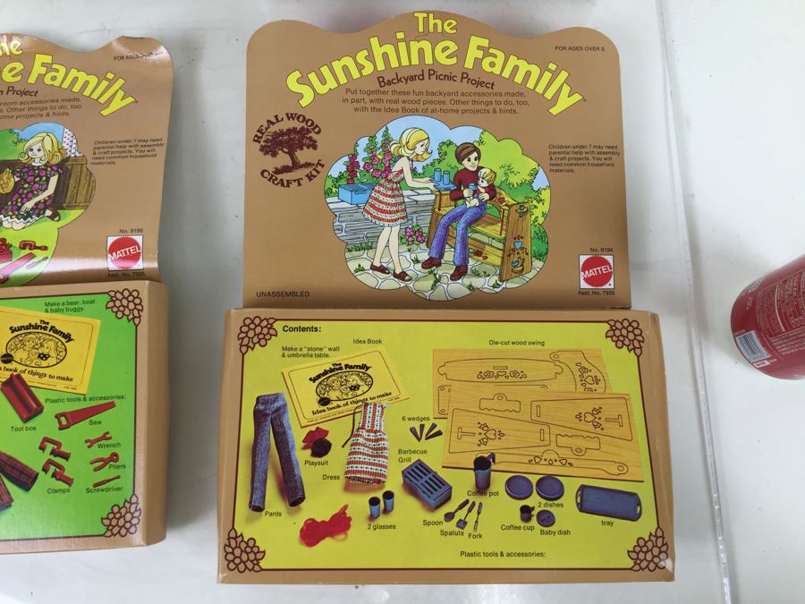 (4) The Sunshine Family Toys: Nursery Craft Kit, Camping Craft Kit, Backyard Picnic Project And Playroom Project By Mattel New In Box Vintage 1975 [Photo 3]