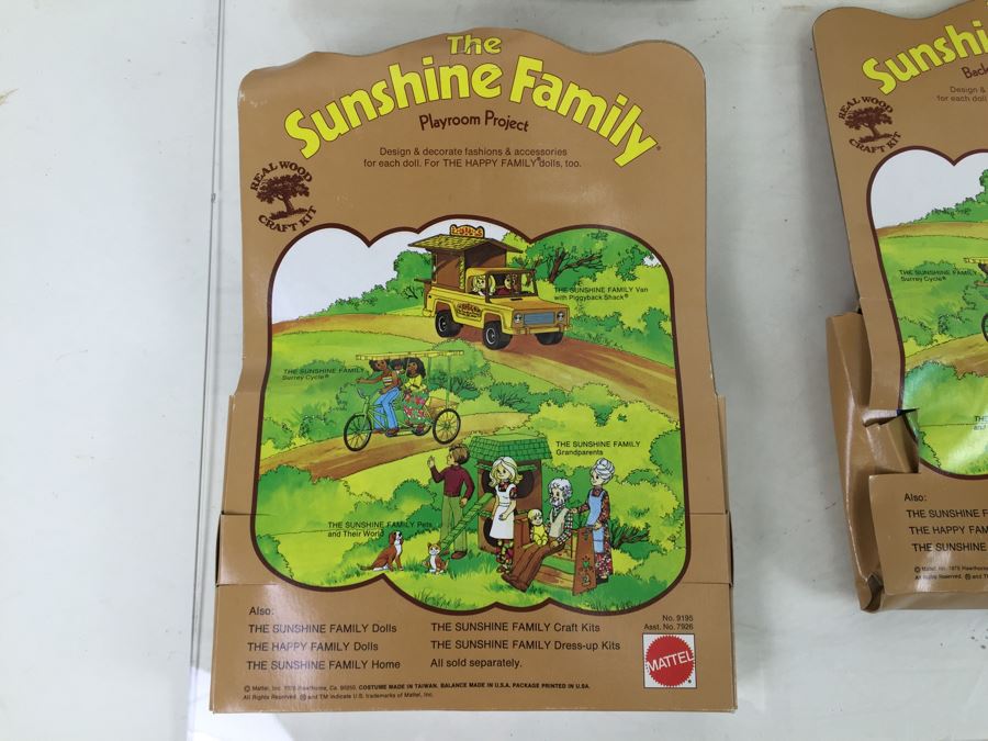 (4) The Sunshine Family Toys: Nursery Craft Kit, Camping Craft Kit, Backyard Picnic Project And Playroom Project By Mattel New In Box Vintage 1975 [Photo 19]