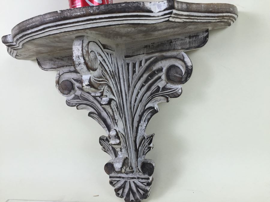 Decorative White Wall Shelf [Photo 6]