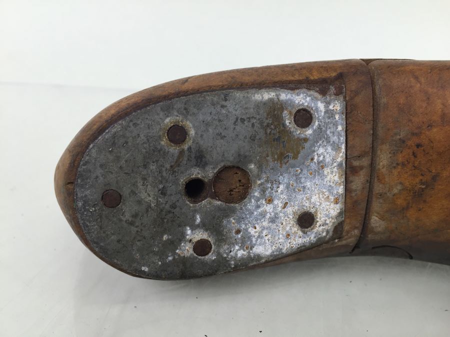Old Hard Wood Shoe Form [Photo 9]