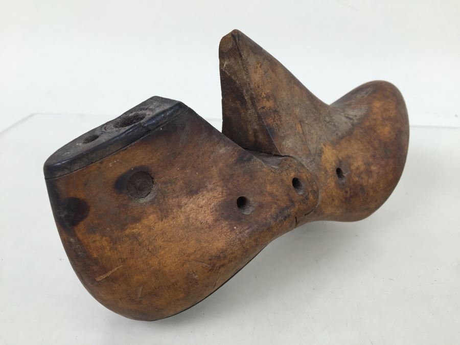 Old Hard Wood Shoe Form [Photo 7]