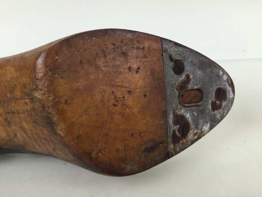 Old Hard Wood Shoe Form [Photo 10]