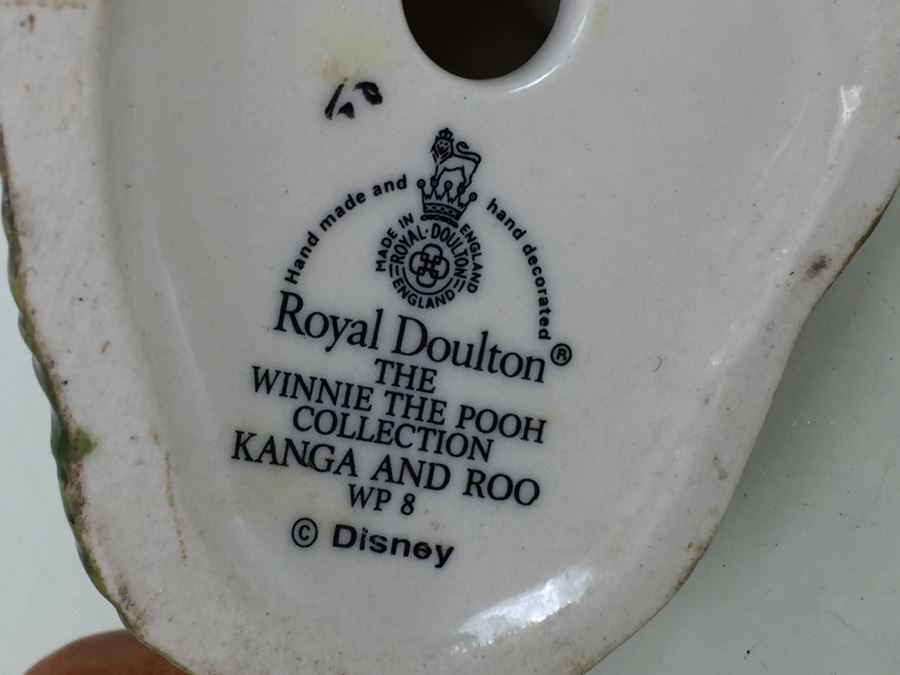 Royal Doulton The Winnie The Pooh Collection Kanga And Roo WP 8 Disney [Photo 3]