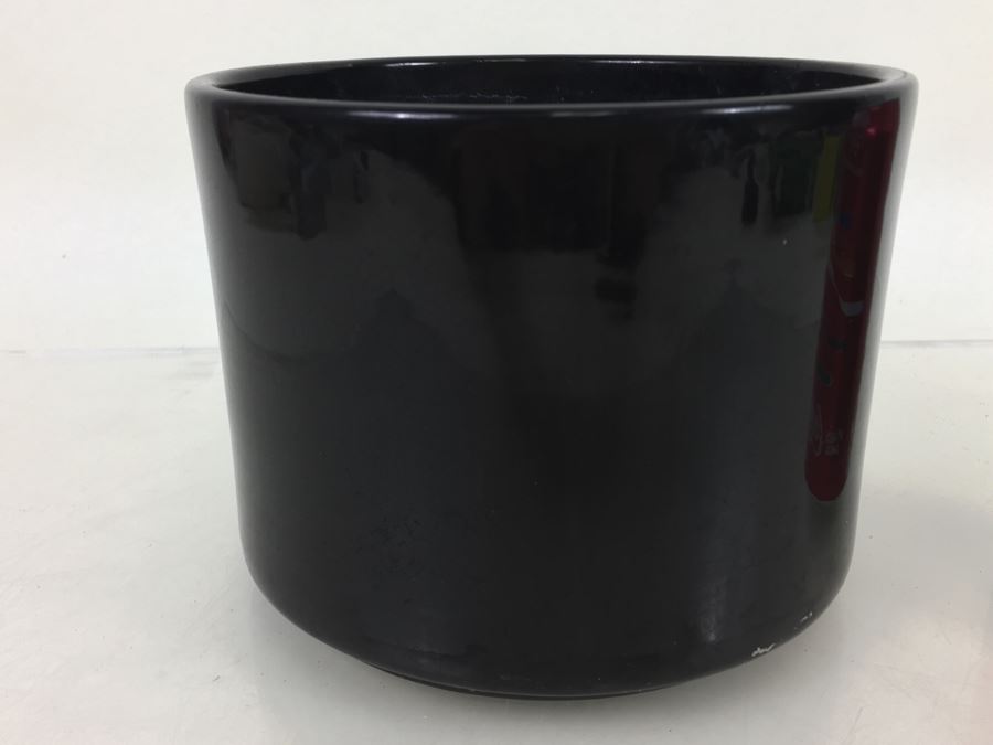 Mid-Century Modern Black Architectural Cylinder Planter Gainey Ceramics La Verne, Calif [Photo 4]