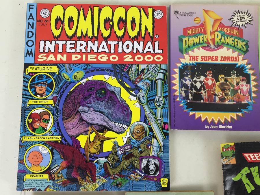 Various Comic Books And Books Including Teenage Mutant Ninja Turtles And Mighty Morphin Power Rangers [Photo 13]
