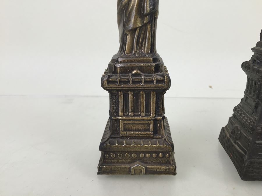 Pair Of Metal Tourist Statue Of Liberty Statues [Photo 6]