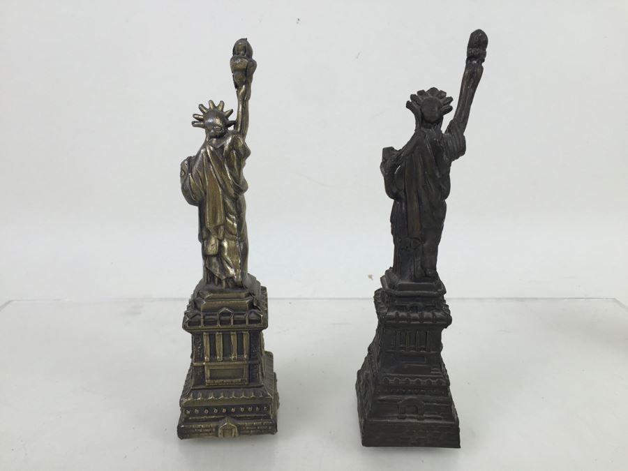 Pair Of Metal Tourist Statue Of Liberty Statues [Photo 7]
