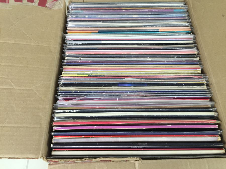 Box Filled With Vintage Laser Discs Videodiscs: Aliens, Ghost, Dirty Dancing Watch Classic Movies In Vintage Fidelity