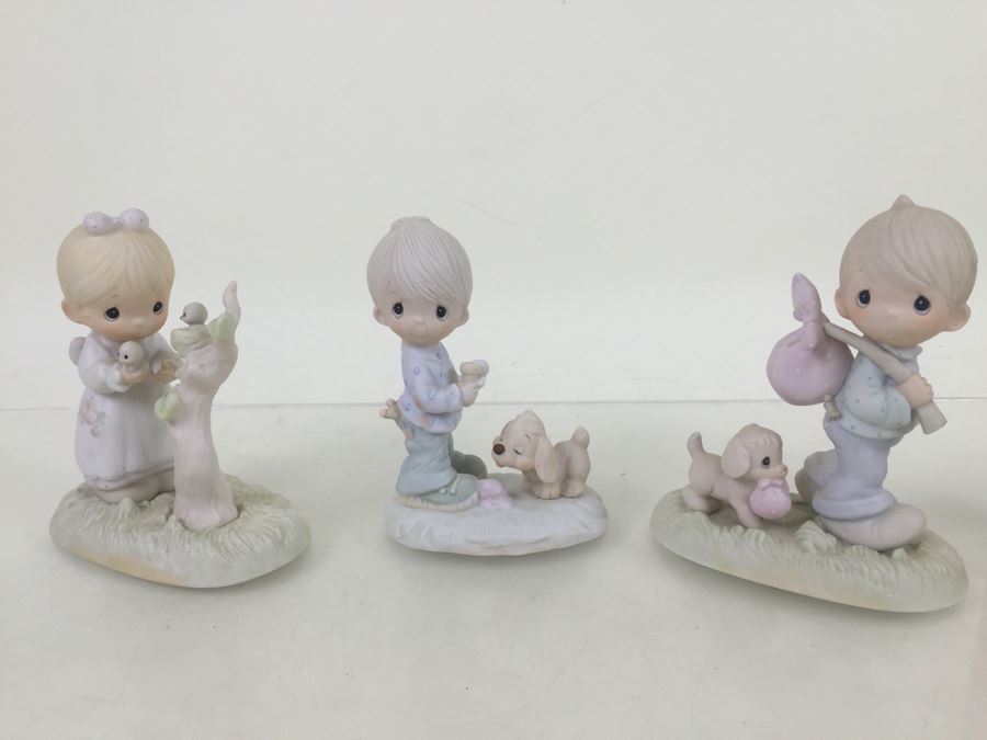 Collection Of (3) Jonathan & David Figurines Vintage 1976 1983 Early Precious Moments Figurines [Photo 1]