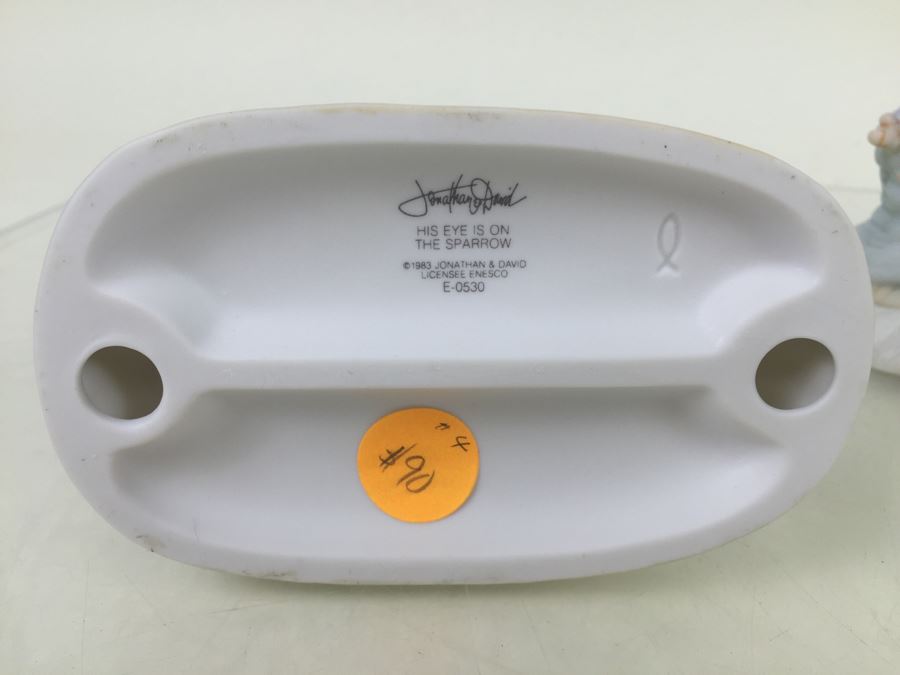 Collection Of (3) Jonathan & David Figurines Vintage 1976 1983 Early Precious Moments Figurines [Photo 9]