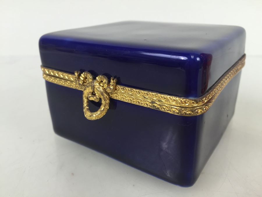 Limoges France Cobalt Blue And Gold Music Box [Photo 4]