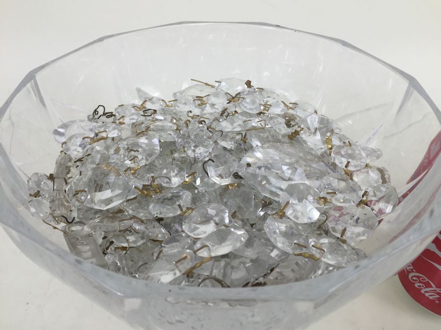 Footed Crystal Bowl Filled With Crystal Strands [Photo 4]