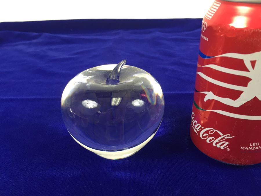 Tiffany & Co Crystal Apple Paperweight [Photo 1]