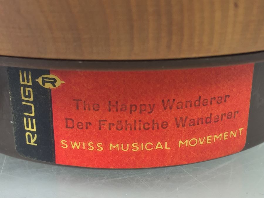 Reuge 'The Happy Wanderer' Swiss Musical Movement Wall Hanging Music Box [Photo 3]
