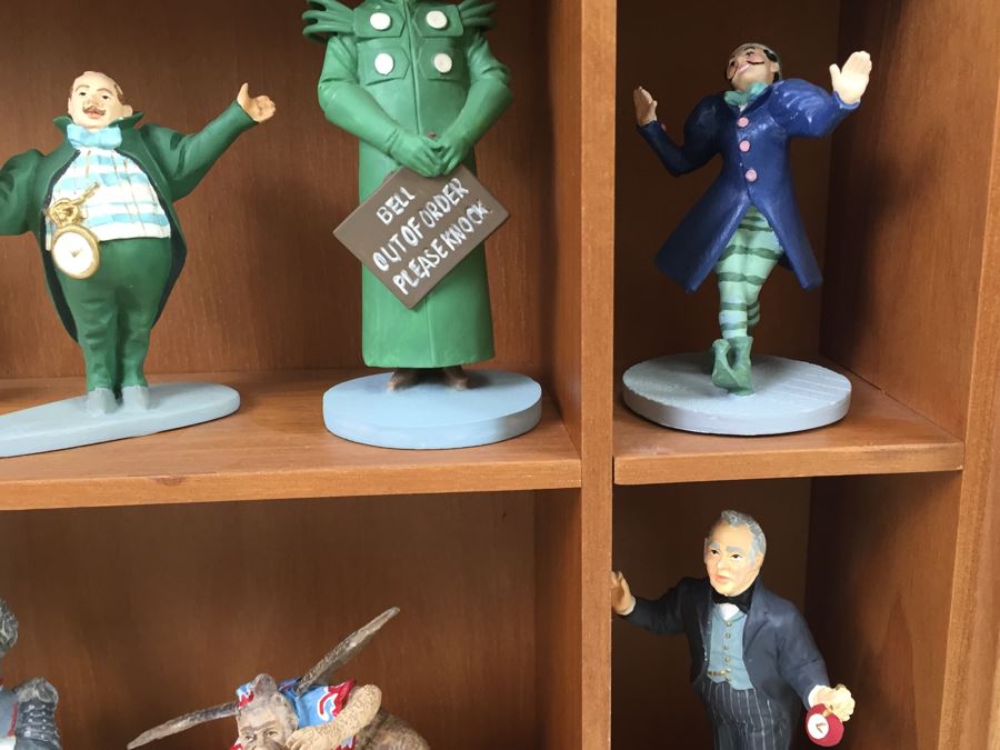 Wizard Of Oz Display Cabinet With Figurines 1988 Turner Entertainment [Photo 12]