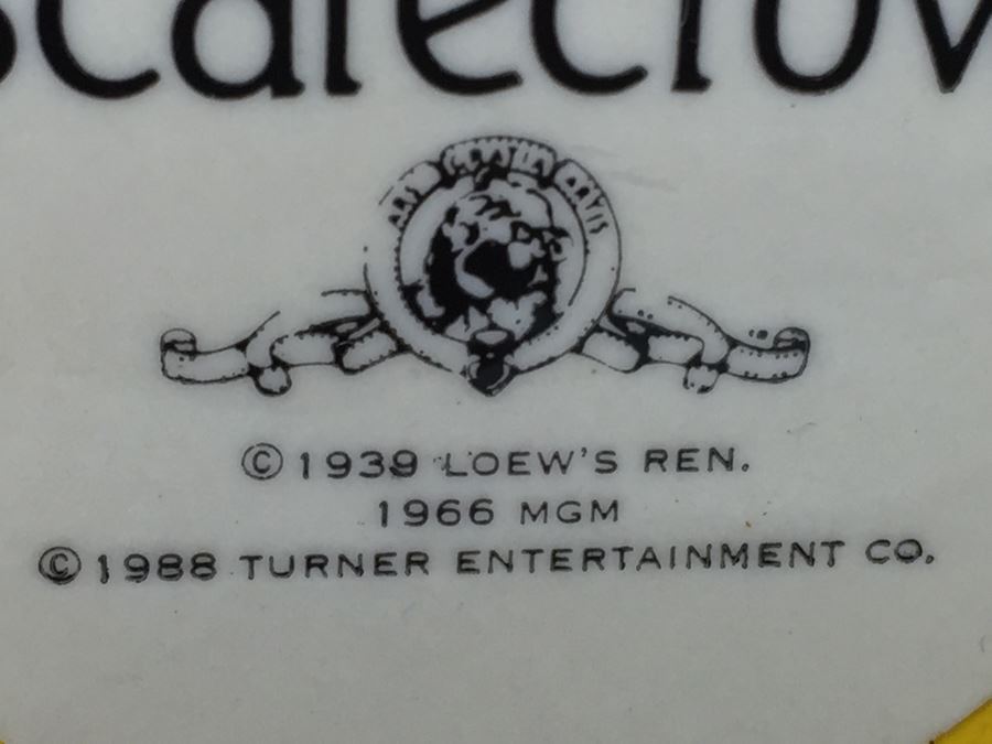 Wizard Of Oz Display Cabinet With Figurines 1988 Turner Entertainment [Photo 13]