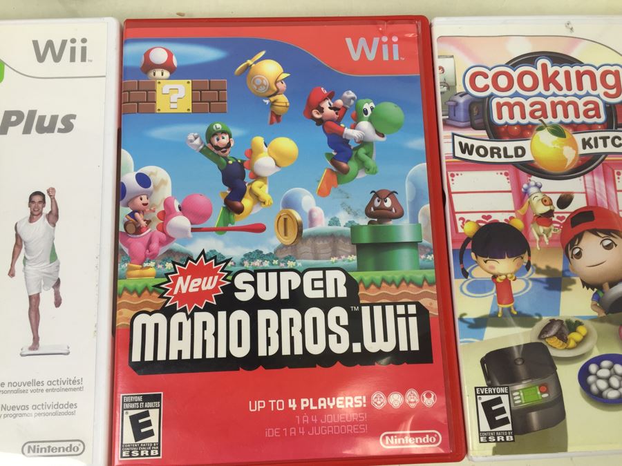 Nintendo Wii Console With Video Games And Wii Balance Board [Photo 2]