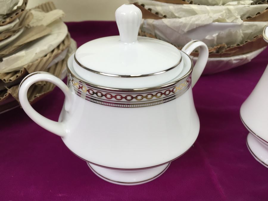 New Set Of Contemporary Fine China By Noritake LEGACY SPLENDOR 4267 With Box [Photo 2]