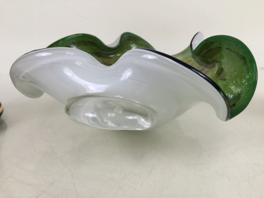 Hand Blow Murano Glass Bowl With Hand Painted Floral Motif Vase [Photo 3]