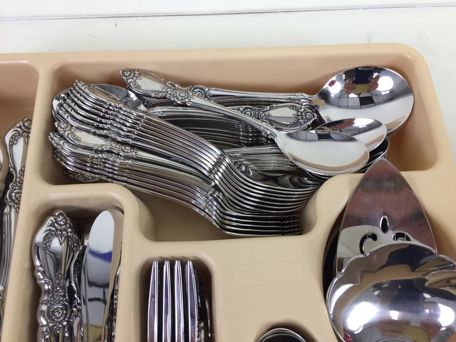 Oneida Community Stainless Steel Silverware Flatware Set [Photo 6]