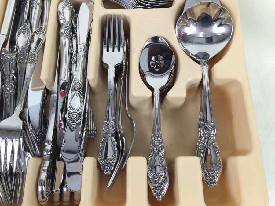Oneida Community Stainless Steel Silverware Flatware Set [Photo 7]