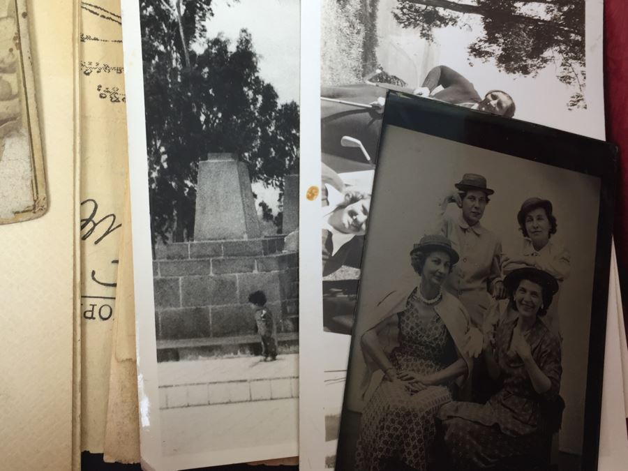 Old Wine Box Filled With Vintage And Antique B&W Photographs [Photo 8]